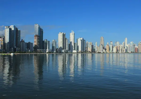 Balneário Camboriú 2026: a liquidez esta migrando do beira-mar para onde