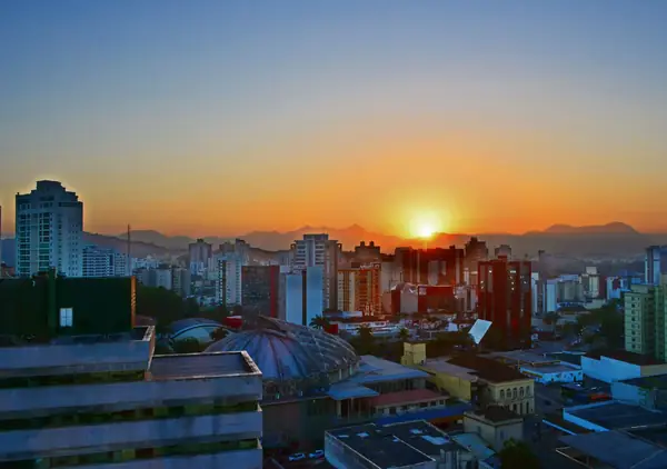 Melhores Bairros para Construir em Joinville em 2026: Onde as Construtoras Estão Investindo