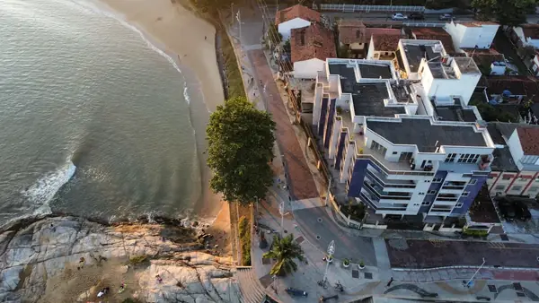 Praia dos Amores em Balneário Camboriú em 2026